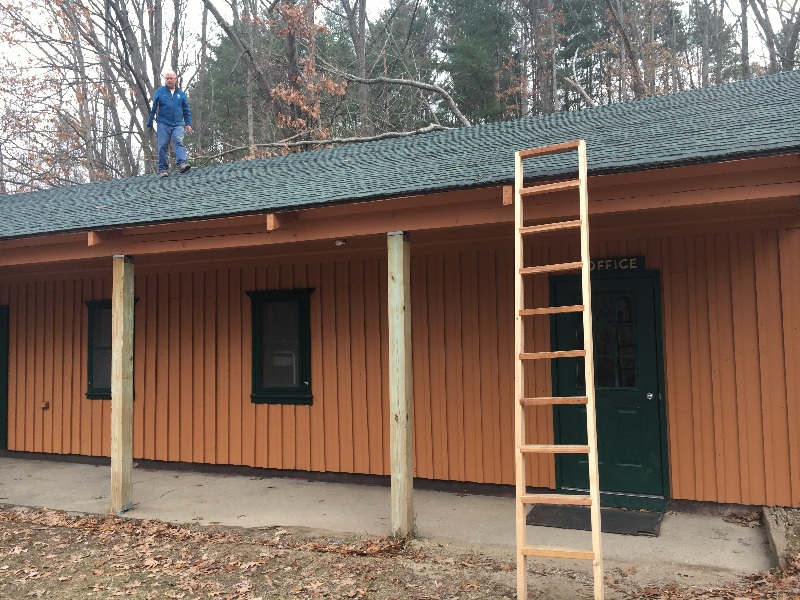 It is Winter Camp Universe Policy to not label pictures in our galleries